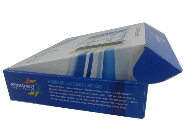 E flute corrugated box for the packaging of shoe cleaner kits